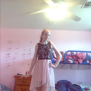 Black lace and blush pink dress. Women’s small